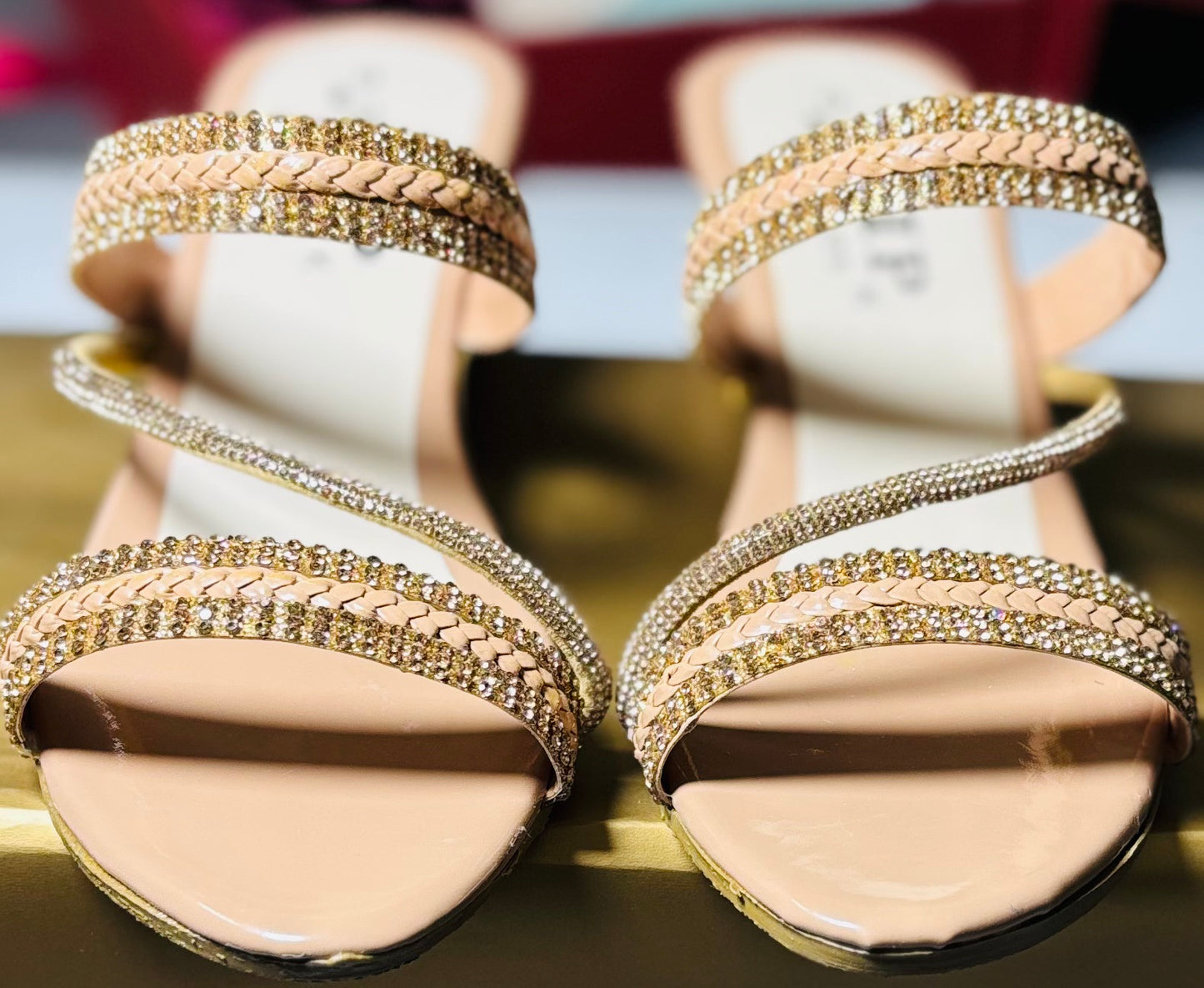 Beige luxury sandal with golden diamond - MAVI