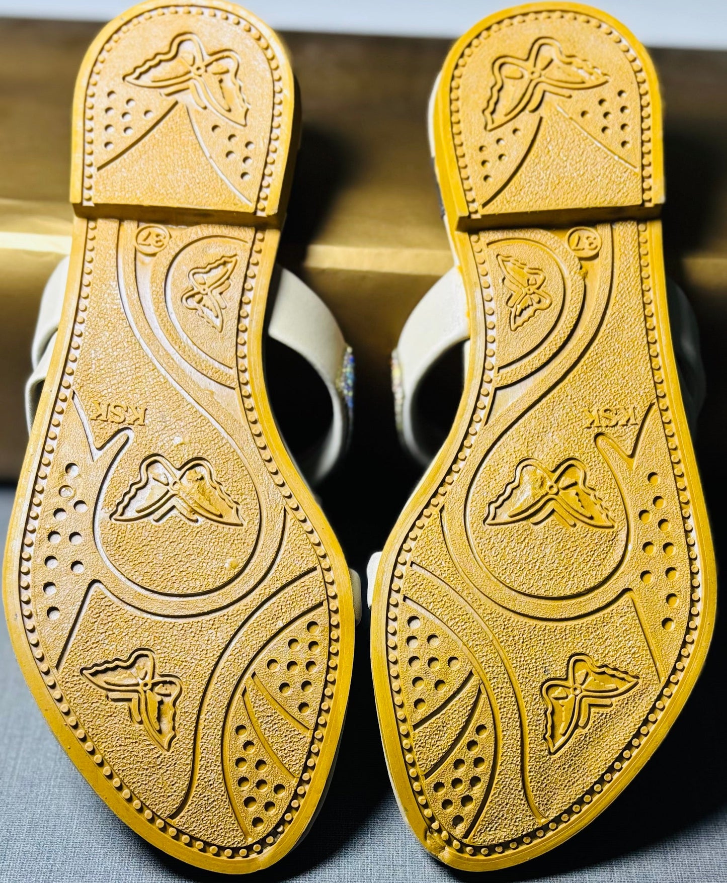 Super softy diamond butterfly slipper - MAVI