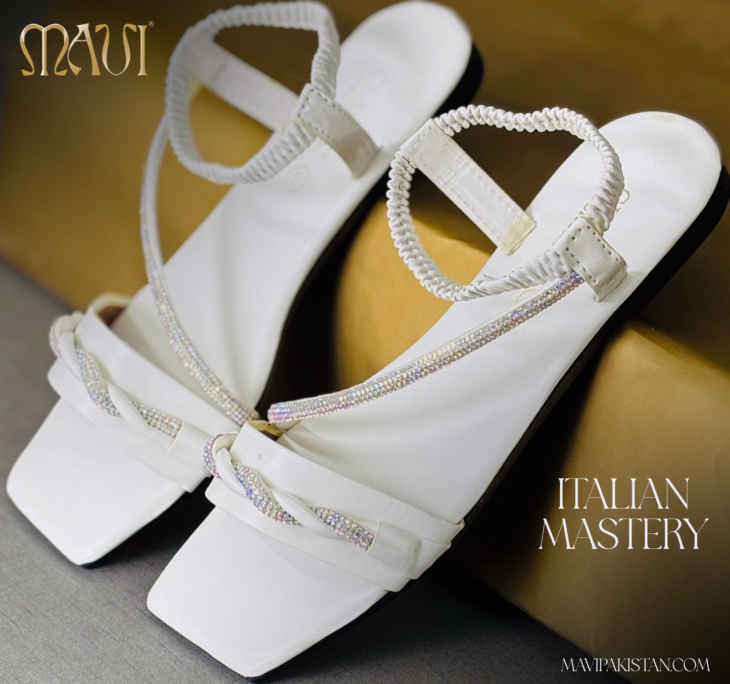 White Diamont Slipper - MAVI